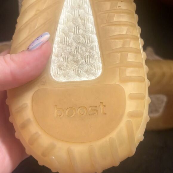 ✨Yeezy Boost 350 V2 Synth Sz 10 Sneakers✨ main image 10